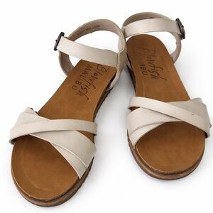 Blowfish Malibu Monti Sandals Cream Strappy Comfort Buckle Size 8